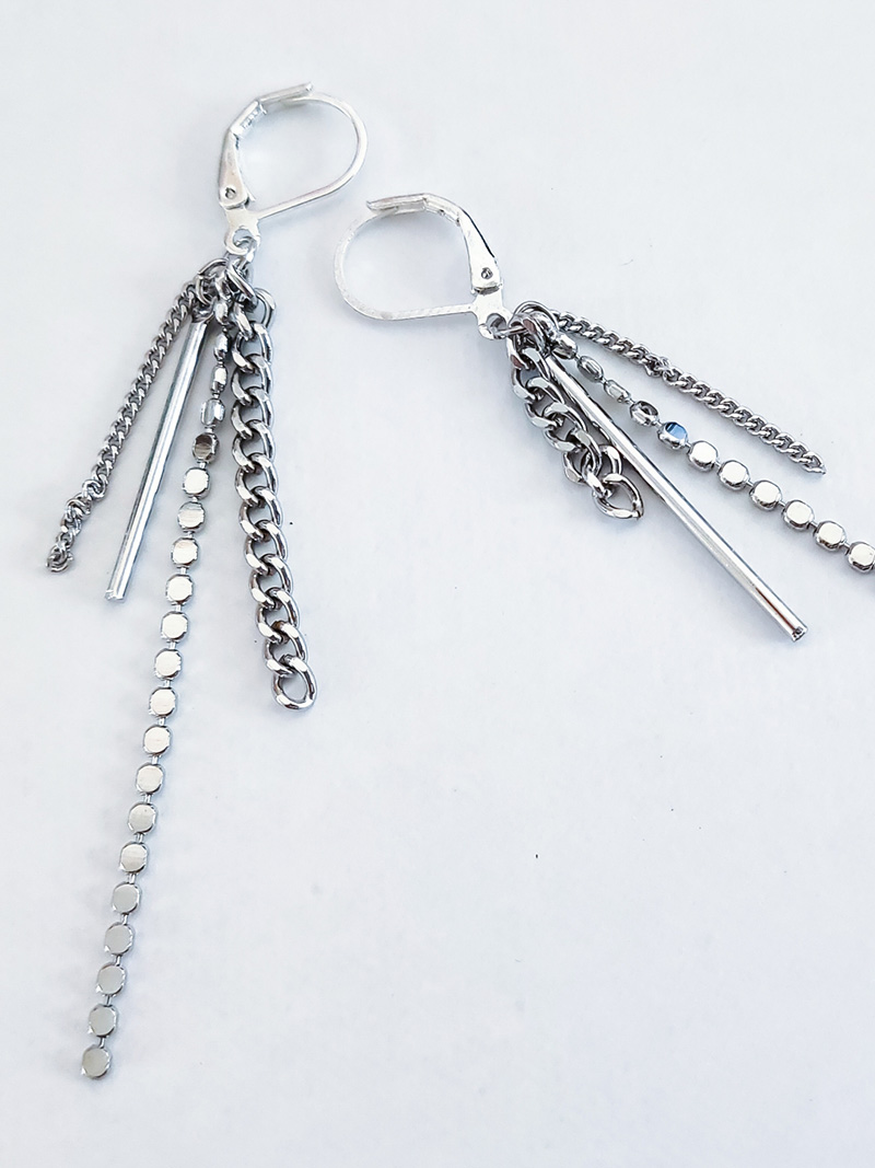 スタッドピアス