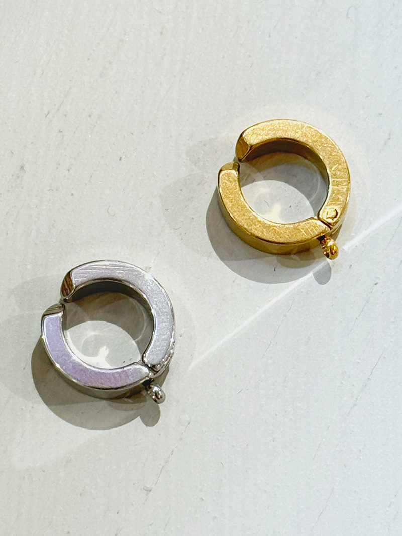 フープイヤリング