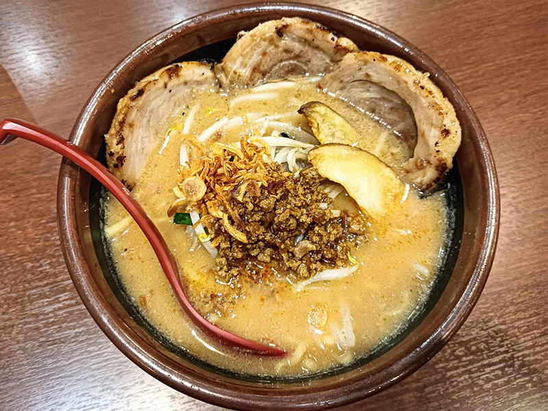 濃厚味噌らーめん